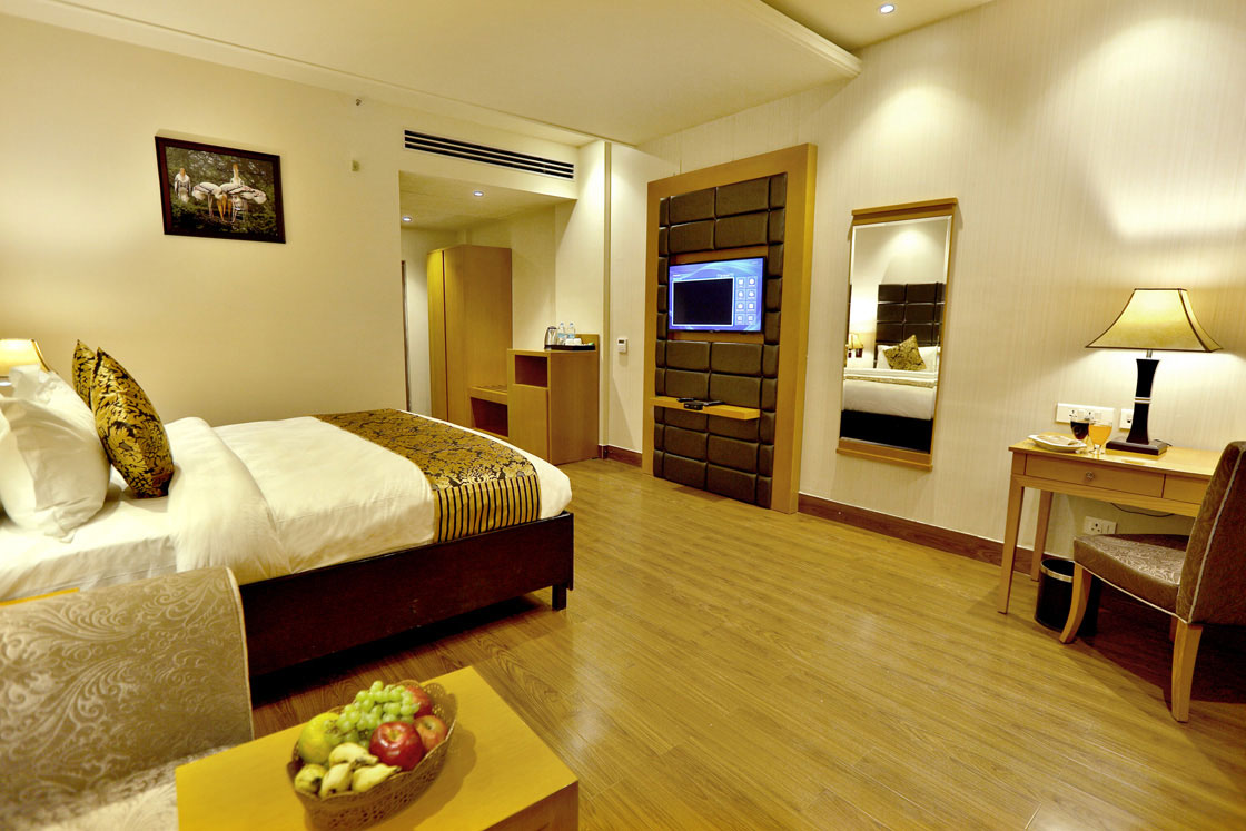hotels in bharatpur